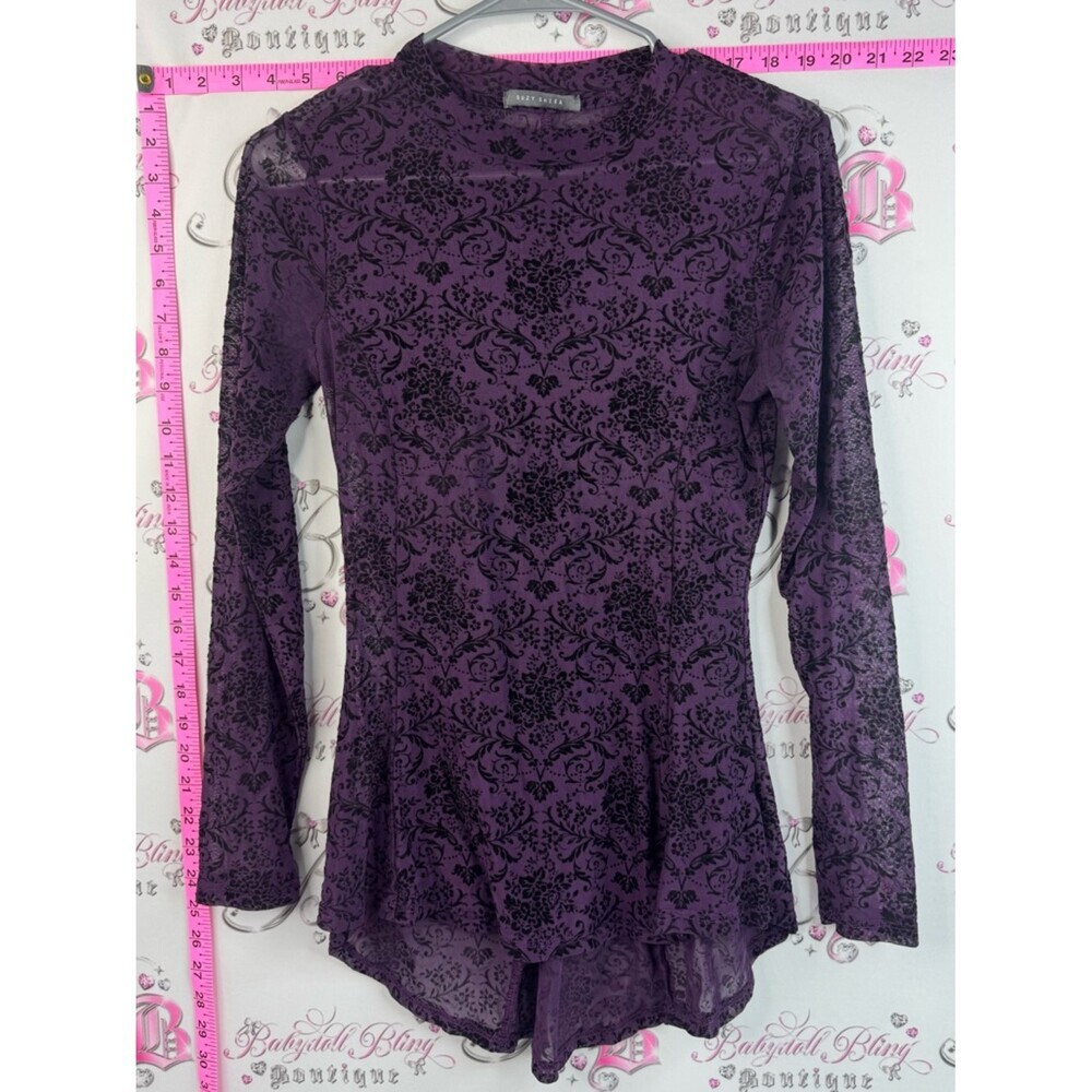 Suzy Shier top long sleeve stretchy paisley Purple Floral Print Long Sleeve Top